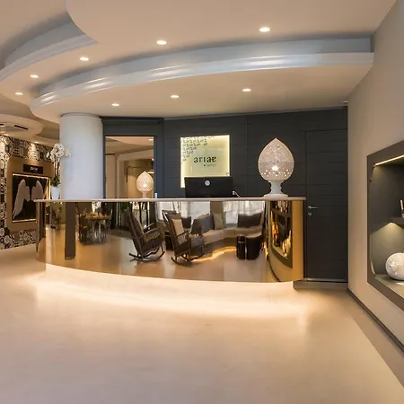Ariae Dependance - Alihotels 4* 산 조반니 로톤도